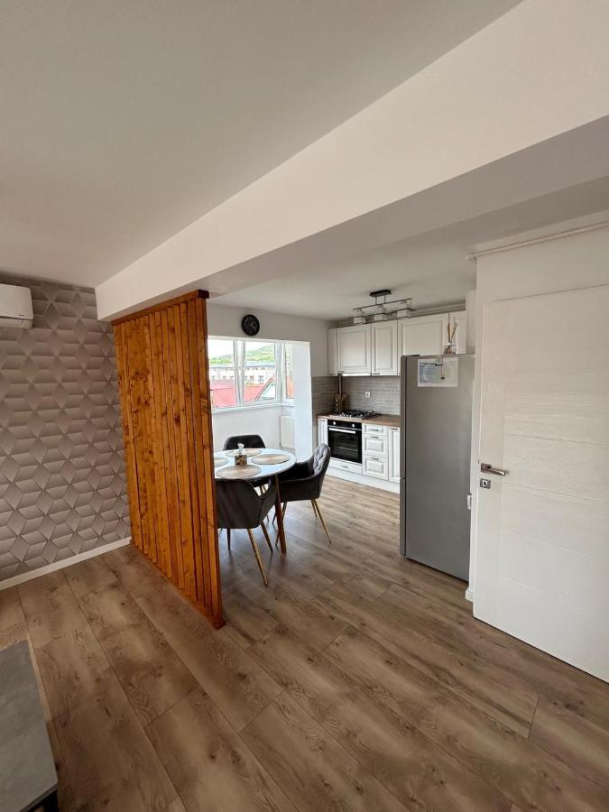 דירות Apartament Floresti מראה חיצוני תמונה